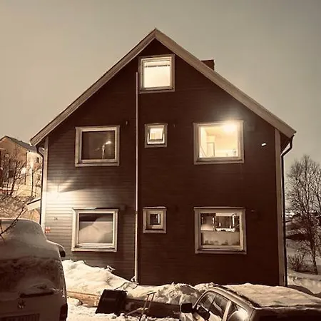 In Tromsdalen דירה טרומסה